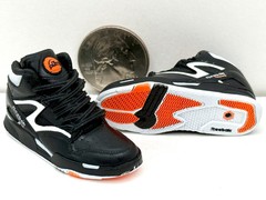 Reebok Pump It Up Sneakers Hat Shirt and Logo Stickers Zuru Sneakers Mini Bands