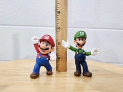 World Of Nintendo Mario & Luigi Collectible Figures Video Games Super Mario Lot
