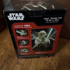 Star Wars Legendary Yoda. Fully interactive model, NEW in Box.