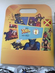 X-Men 97 Jean Grey Cyclops Wolverine Daves Hot Chicken Toy Figure Marvel Legend
