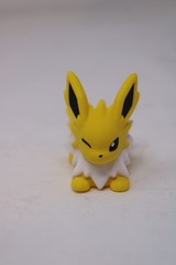 Pokemon Kids Go Go Paldea Region Finger Puppet Figure Jolteon