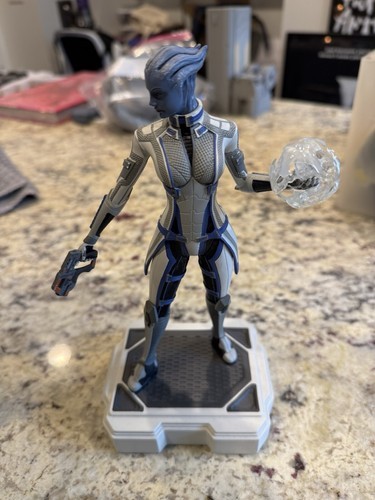 Mass Effect Liara T’Soni Character Collectible Statue No Box