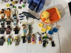 Roblox Figures, Accessories, Vehicles Lot. Over 20 Figures See Pic. No codes