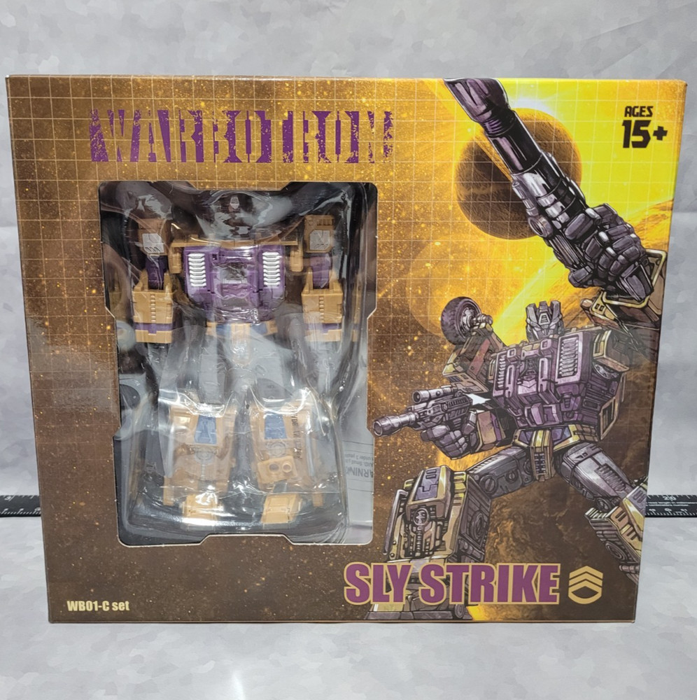 Warbotron WB01-C Sly Strike figure – complete with box and sleeve