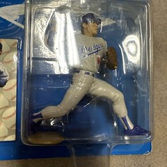1997 Starting Lineup Chan Ho Park MLB Los Angeles Dodgers Action Figure Kenner