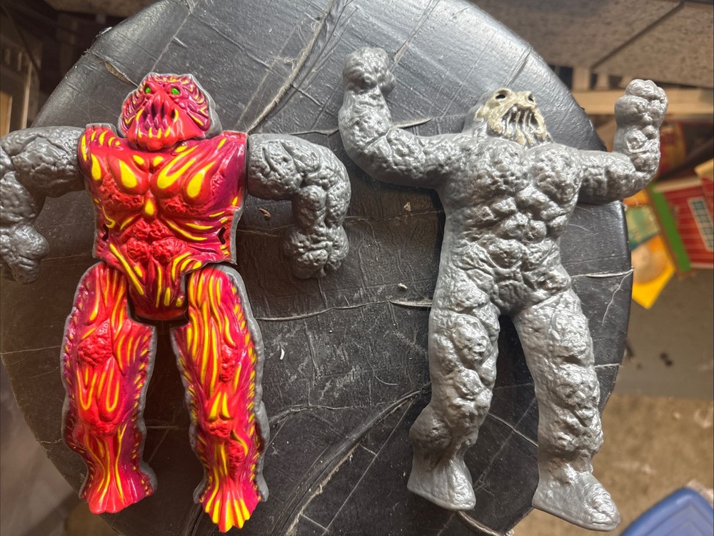 vintage Hasbro Inhumanoids Magnokor action figure