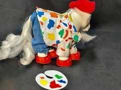 MY LITTLE PONY MLP ARTIST PAINTER PRETTY AS A PICTURE 8 PC OUTFIT ONLY (NO PONY)