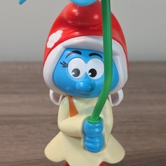 Smurfette Smurfs The Lost Village 2016 Figure Blue Flower Umbrella Burger King