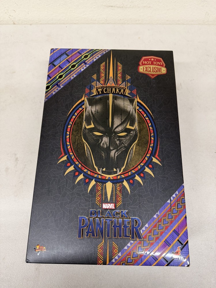Hot Toys MMS487 T’Chaka Black Panther Marvel 1/6 Figure Exclusive