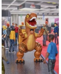 SDCC 2025 Mattel Jurassic World Hammond Collection T Rex Convention Crasher Set