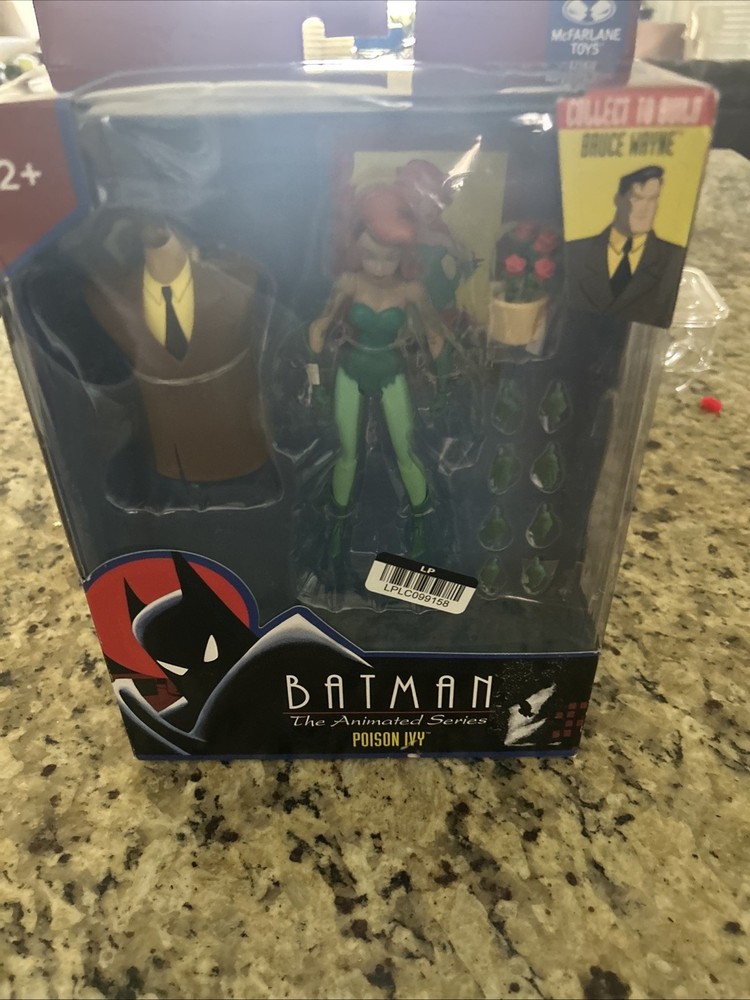 Batman: The Animated Series Poison Ivy Toy with Bruce Wayne Small Box Damage