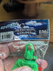 Parachute Jumper Paratroopers Pair (2 Styles) NEW/SEALED 2023 Working Chute 4″
