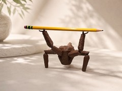 Rocky Articulated 3D Printed Figure, Pen Holder, Desk Decor, Project Hail Mary.