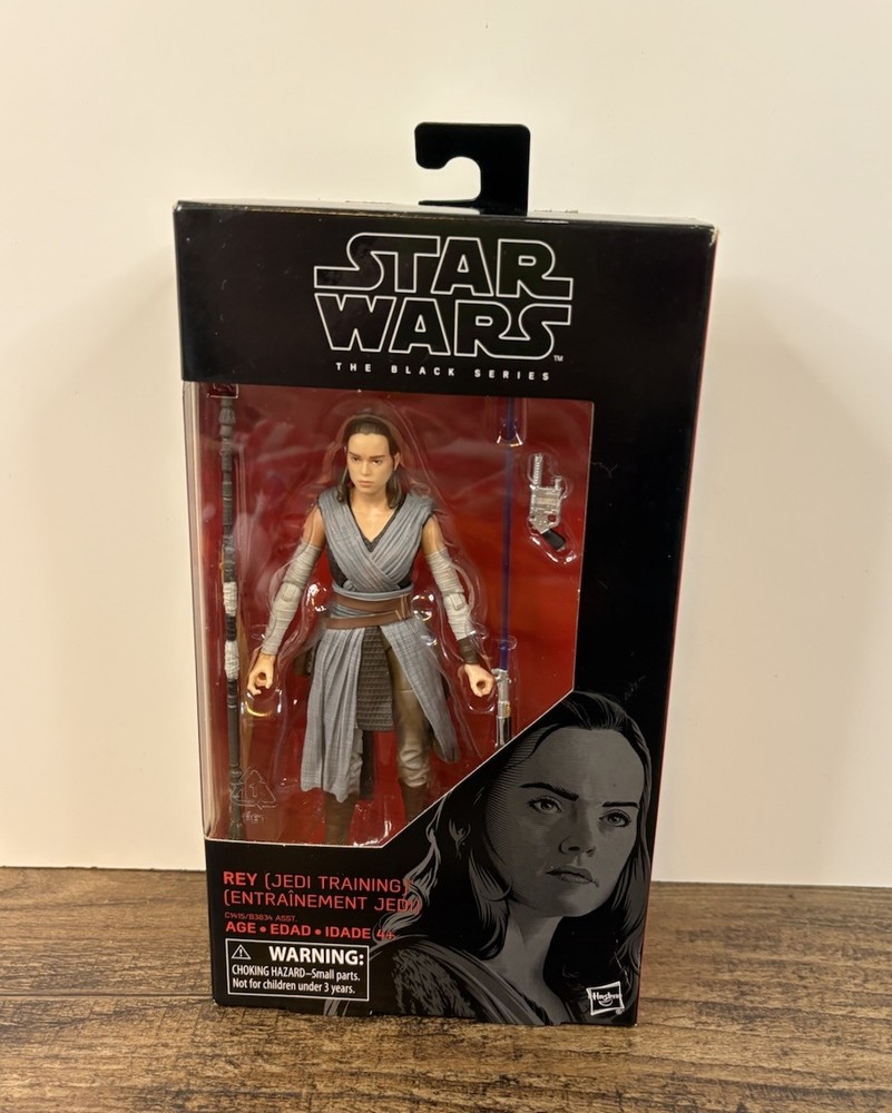 NEW Star Wars The Black Series #44 Rey Jedi Training Hasbro Disney Figure