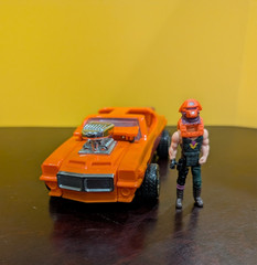 1986 Kenner M.A.S.K. Stinger with Bruno Sheppard