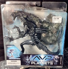 ALIEN QUEEN Series 2 Alien vs Predator AVP Action Figure McFarlane Toys SEALED