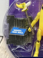 Jazwares Fortnite Peely Solo Mode Boxed Action Figure with Banana Accessory 2019