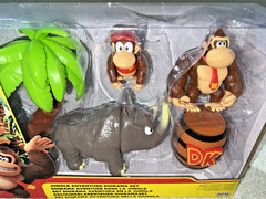 DONKEY KONG JUNGLE ADVENTURE DIORAMA SET **NEW RELEASE**