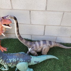Jurassic World /Park Lot of 15 Dinosaurs, Carnotaurus Mamenchisaurus Apatosaurus