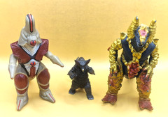 Ultraman Kaiju Monster Figures Lot Bandai 1997 1999 2010 20cm 7.9in