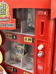 MGA’s Miniverse Real Brands VENDING MACHINE RED or TEAL ~ You CHOOSE ~ NEW