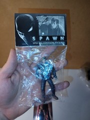 Todd McFarlane Spawn Special Edition Figure Todd The Bum NOS and promo Card