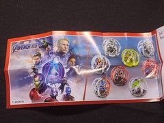 Marvel’s The Avengers Captain America Kinder Joy Miniature Figure