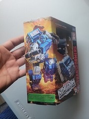 Transformers Kingdom War For Cybertron Autobot Pipes New