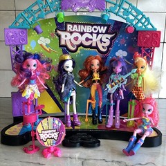 MLP My Little Pony Equestria Girls Rainbow Rocks Mane Event Stage With Dolls!