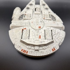 Star Wars Millennium Falcon Jazwares Vehicle 2022 SWJ0022 Light Up Spaceship