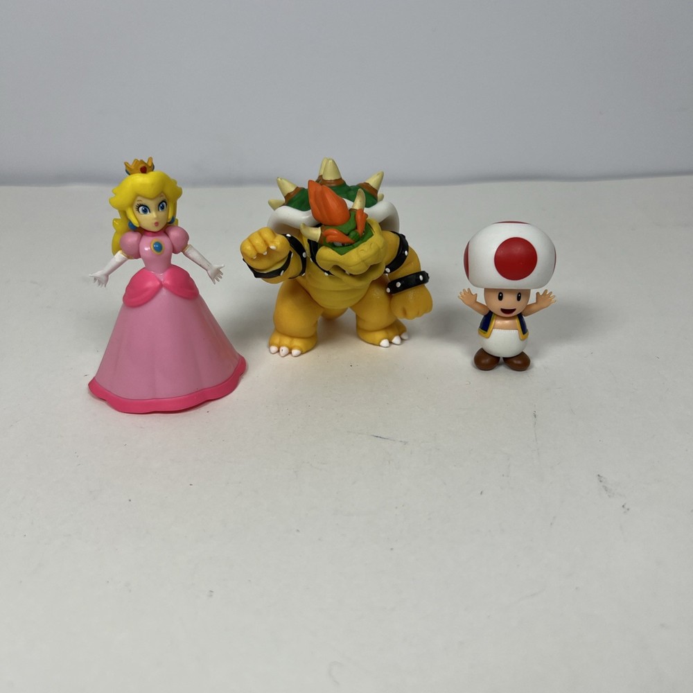 Nintendo JAKKS 2.5” Figure Set of 3 MARIO BROS BOWSER PRINCESS PEACH TOAD