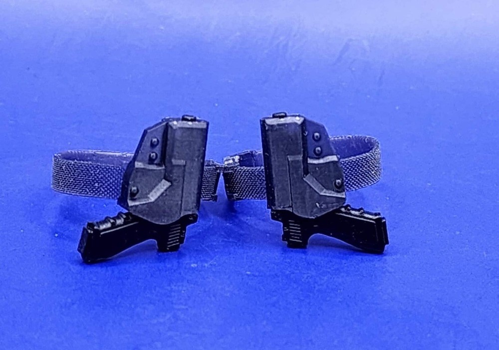 Dual leg holsters with pistols – 1/12 scale
