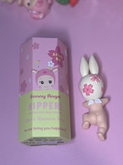 Sonny Angel Cherry Blossom Hipper – Rabbit Pink/White Mini Figure blind box