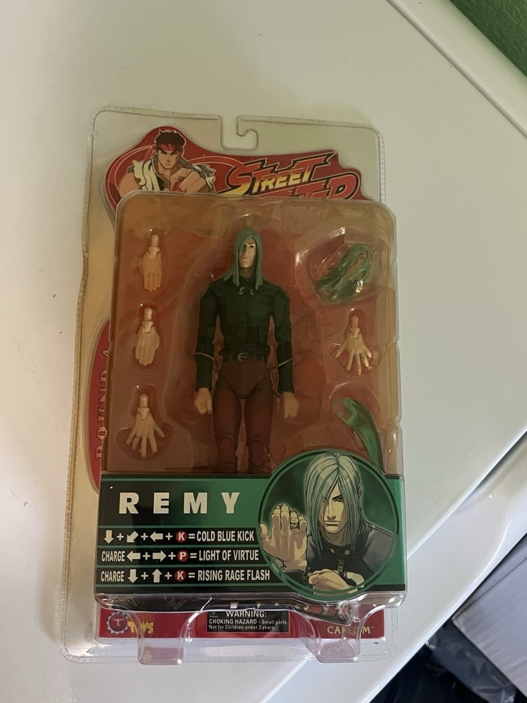 Remy Street Fighter Capcom Player Select Round 4 2005 Action Figure Sota Toys