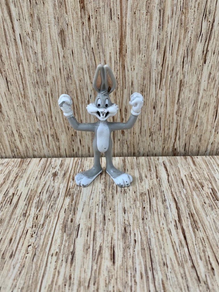 Vintage 1991 Warner Brothers Looney Tunes Bugs Bunny PVC Plastic Figurine 4″
