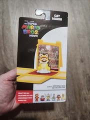 Jakks Pacific Super Mario Bros Movie Cat Mario 1.25 in Miniature Figure Yellow