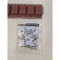 KAWS Boo Berry Figure 2.5in Blue New ZP0822DGKAMSMF1
