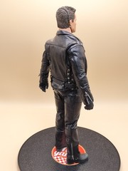 Hot Toys 1/6 TERMINATOR 2 T-800 T2 Arnold Schwarzenegger DX10 action figure