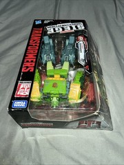 Transformers Siege Springer WFC War For Cybertron Voyager Class Hasbro