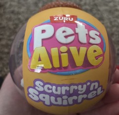 Pets Alive Scurry’n Squirrel by ZURU – BROWN Brand New Sealed Acorn Ball