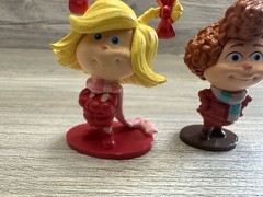 2 Toy PVC Figures – Dr. Seuss How the Grinch Stole Christmas Cindy Lou Who