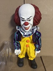 Mezco Toyz IT Talking Pennywise 15 in Action Figure – 43053 – Opened