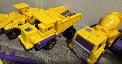 Transformers G2 Devastator 100% Complete with instructions! Unbroken! Nice