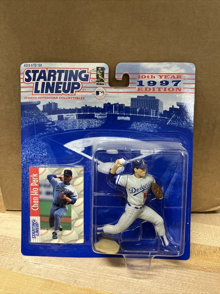 1997 starting lineup Chan Ho Park action figure Los Angeles Dodgers MLB SLU