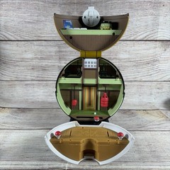 2010 Nintendo Jakks Pacifc Pokemon Yellow/Gold Poke Ball Mini Playset Pokeball