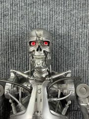 NECA Terminator 2 Endoskeleton T-800 LED Light up Eyes 1/4 Scale 18″ Figue