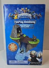 PowerA Skylanders FunPlay HideAway Figure Waterfall Skyland Display&Playset *NEW