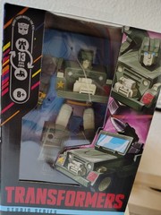 Transformers Studio Series 86 MTMTE Collection Autobot Hound NISB Unopened