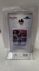 Men in Black Alien Series 1997 Shadowbox Collectibles 5” Figure