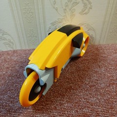 Medicom Toy Tron Light Cycle Orange RAH Figure